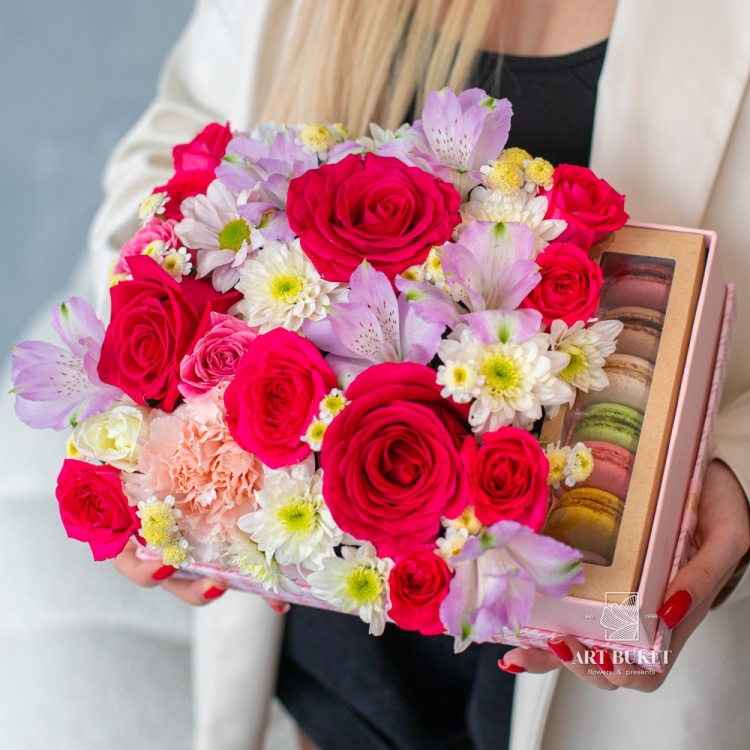 Коробочка с макарунами