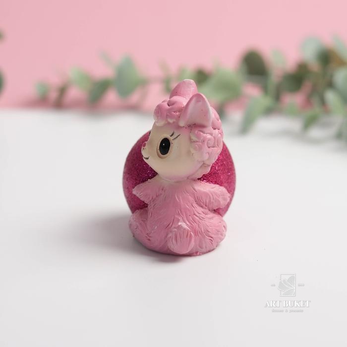 Фигурка полистоун «Лама с шаром», 7 см