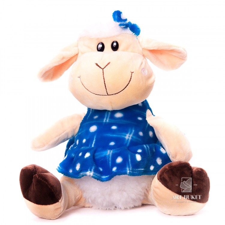 Овечка в голубом и розовом платье