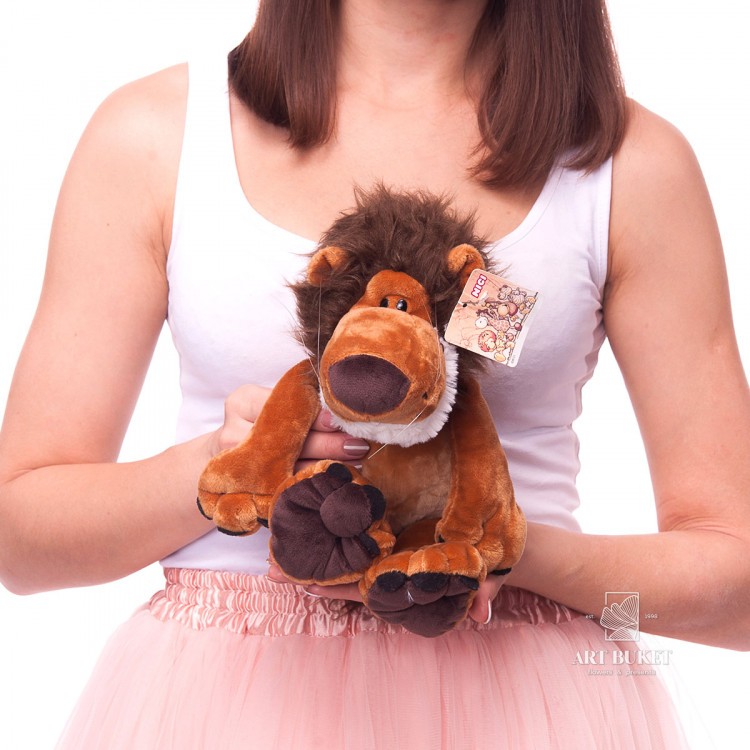 Коричневый лёва