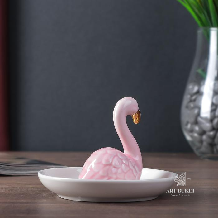 Сувенир керамика подставка под кольца "Фламинго" розовый 7,2х11х11 см    
