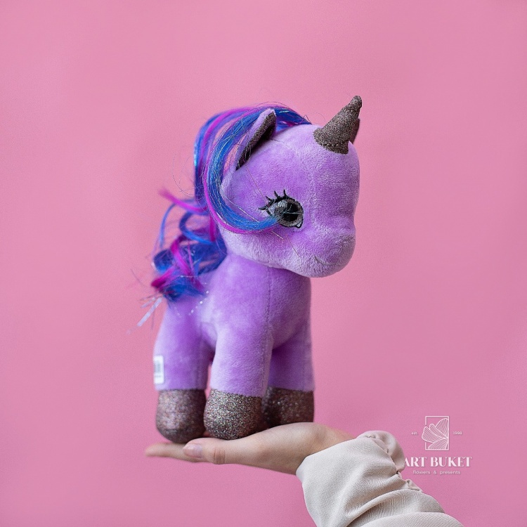 Радужные пони