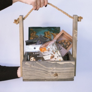 Подарочный набор в деревянном ящике