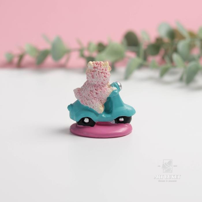 Фигурка полистоун «Лама на мопеде», 4 см