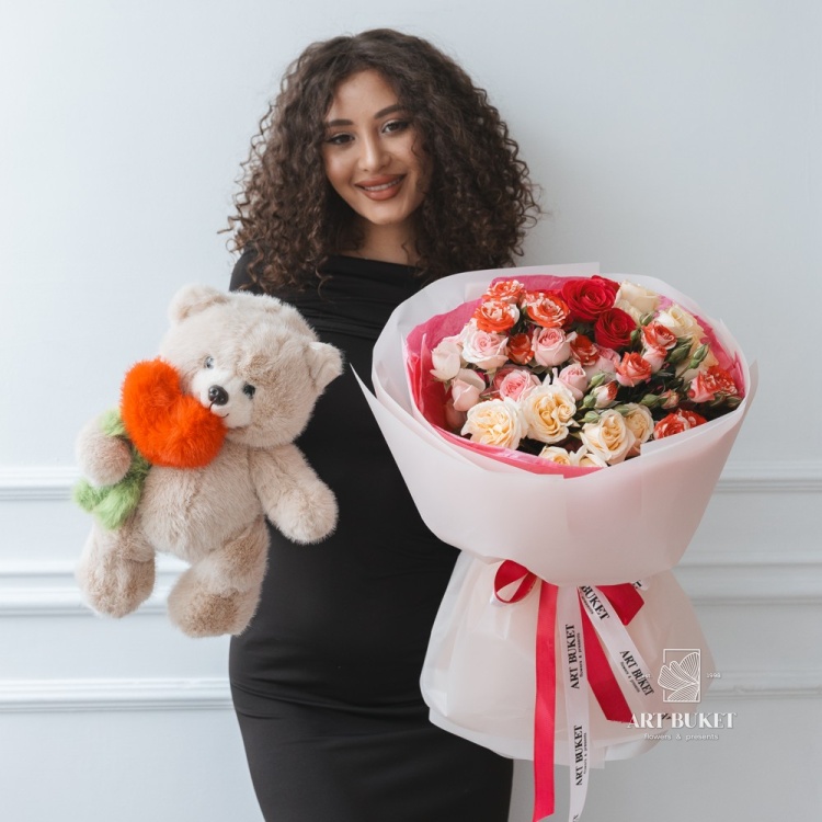Подарочный сет #45: букет и плюшевый медведь