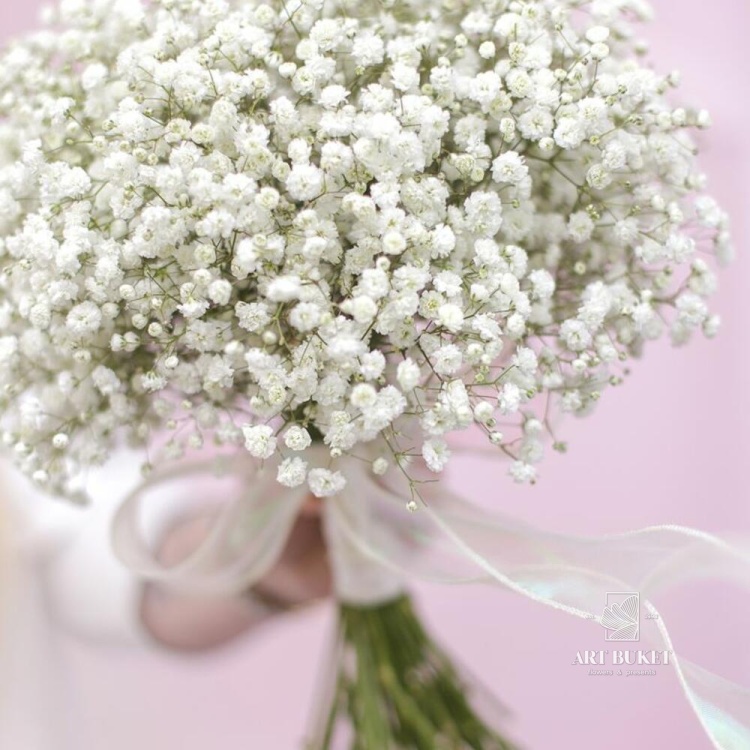 Свадебный букет из белых гипсофил