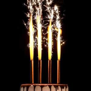 Набор тортовых свечей "Фонтаны", 12,5 см, 4 шт