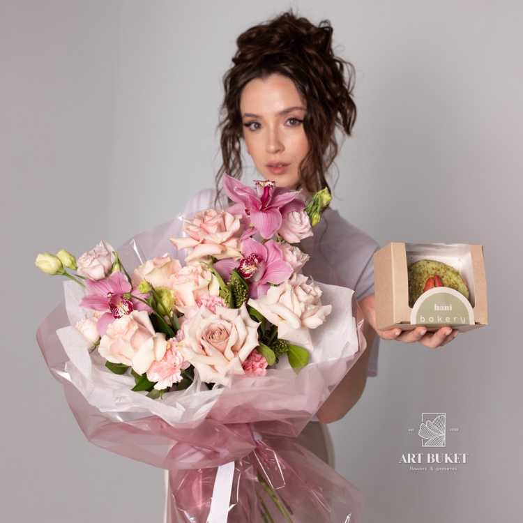 Композиция с десертом #5