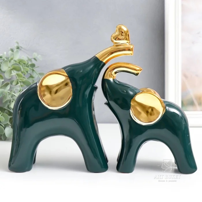 Сувенир керамика "Два слона, сердце на хоботе" тёмно-зелёный золото набор 2 шт 20,5х25х6 см