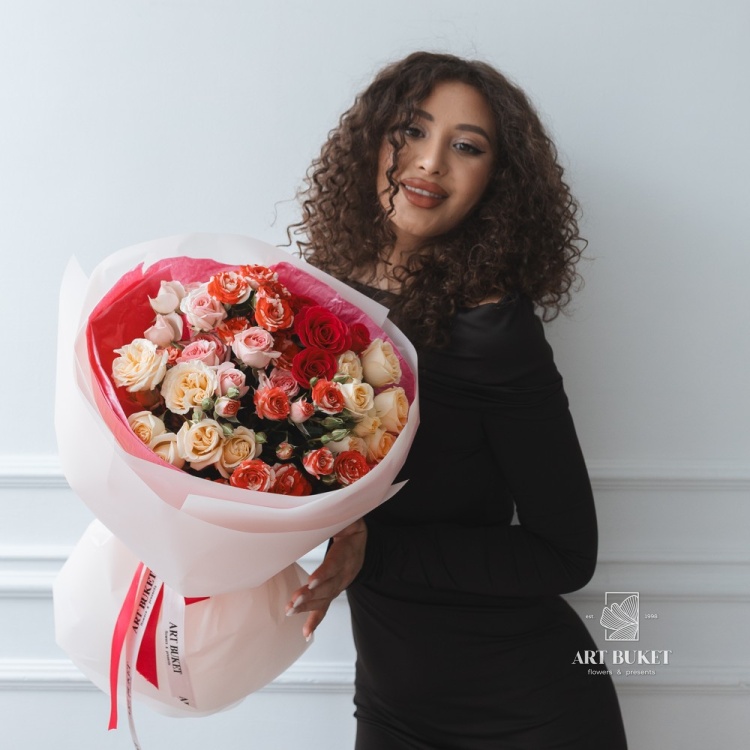 Подарочный сет #44: букет и плюшевая панда