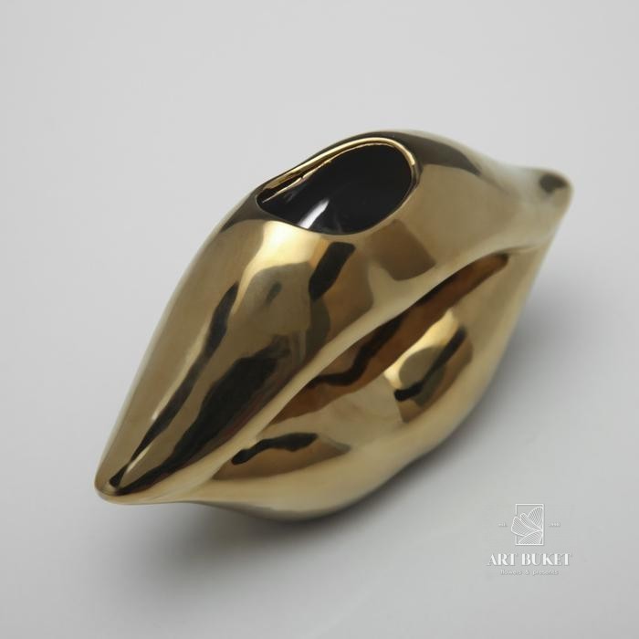 Статуэтка "Губы" золотые, 10 см, керамика