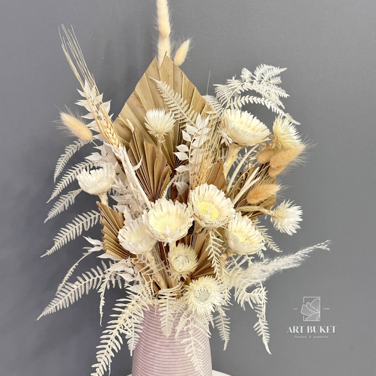 Композиция в вазе с сухоцветами