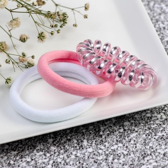 Набор: резинки и значок «Лама», 6 х 9,8 см