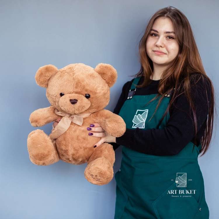 Мишка коричневый с шарфом 40 см