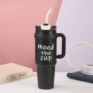 Термокружка черная Mood the cup 900мл