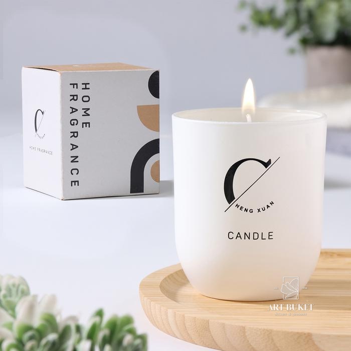 Свеча ароматическая в стакане "Home Fragrance", ирис и сладости, белая, 7х8 см