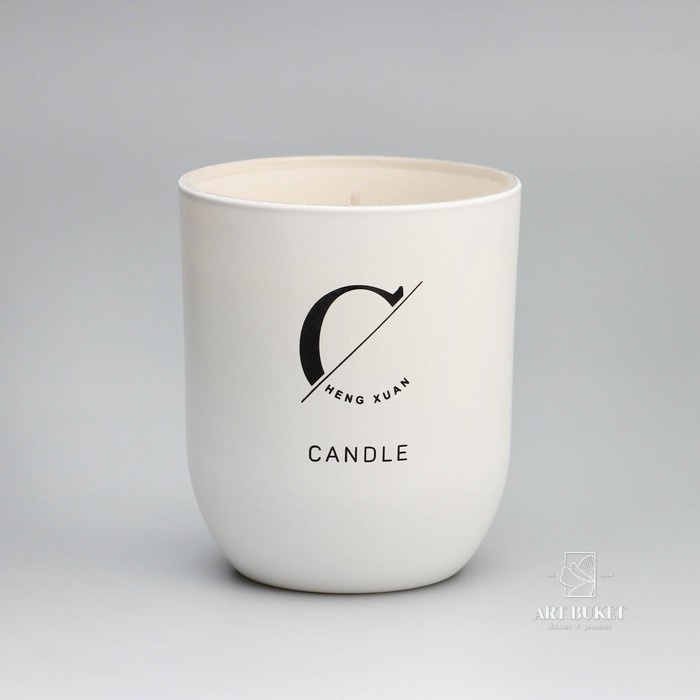 Свеча ароматическая в стакане "Home Fragrance", ирис и сладости, белая, 7х8 см