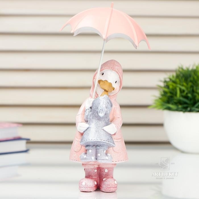 Сувенир "Уточка с утёнком в дождевиках под зонтом" 21х11х9,5 см   