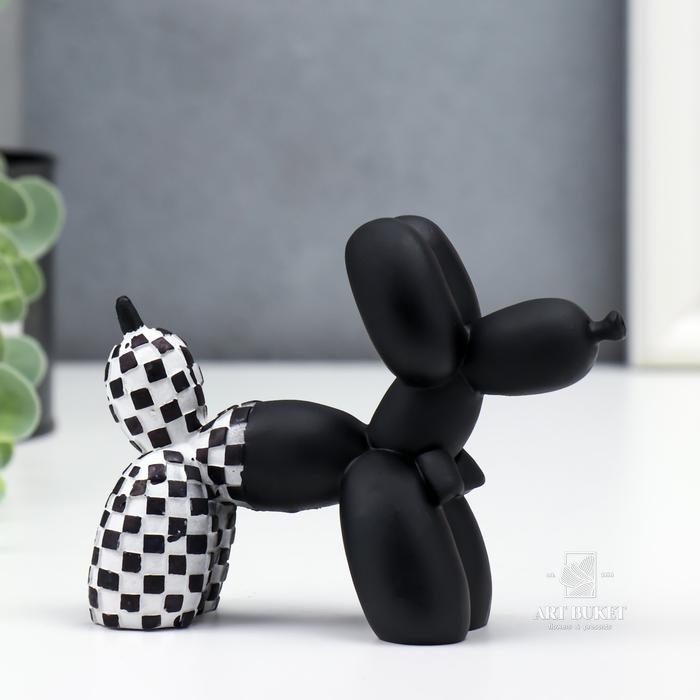 Сувенир полистоун "Чёрный воздушный шарик - собака, шахматка" 9х4,5х11 см   