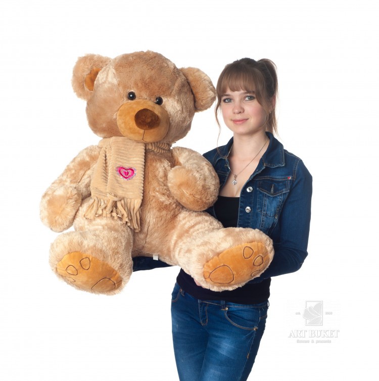 Медведь коричневый с шарфом