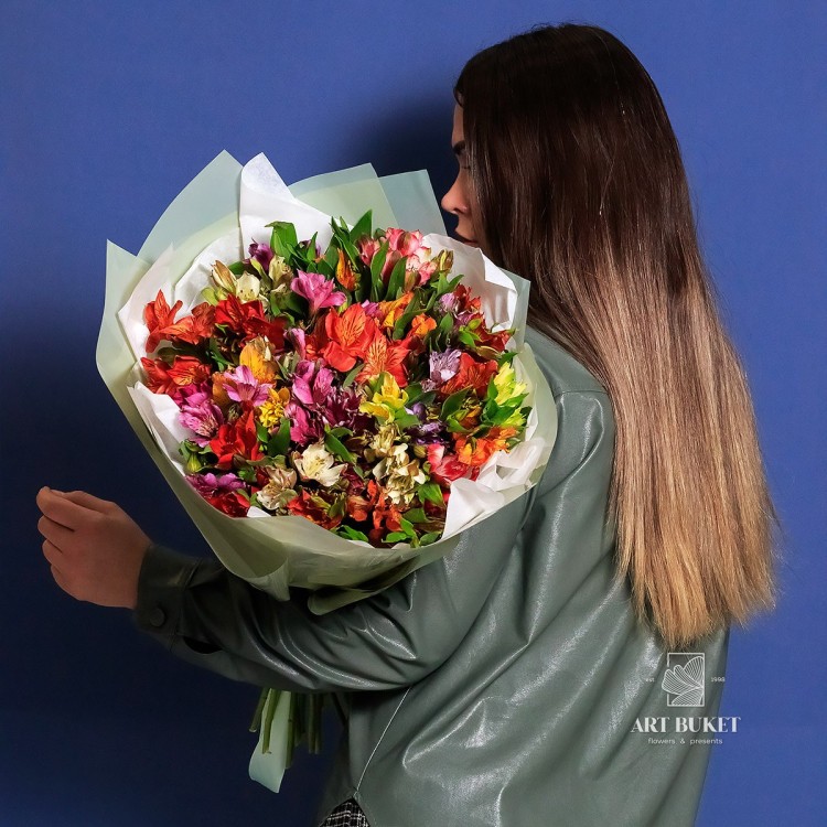 35 альстромерий