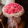 25 пионовидных роз "Pink expression"