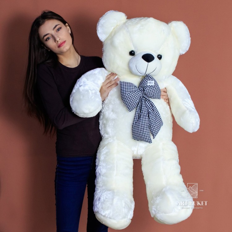 Медведь с клетчатым бантом