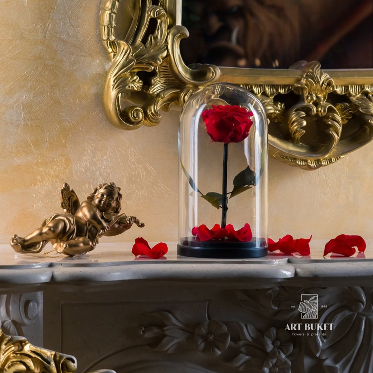 Роза в колбе