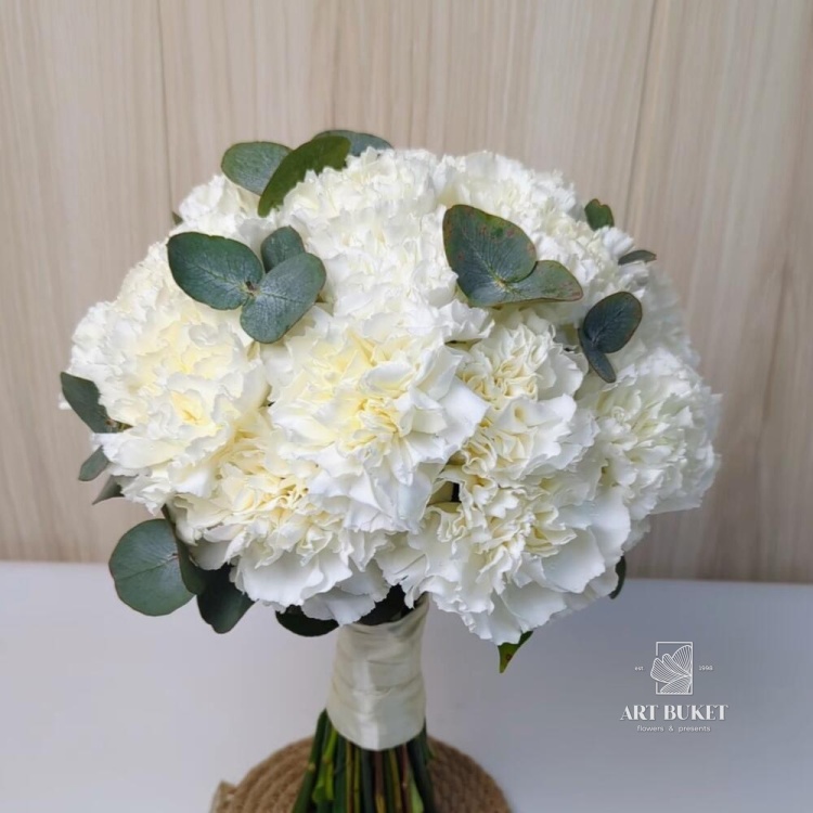 Свадебный букет из белых диантусов