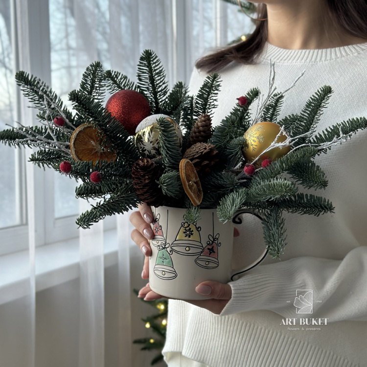 Новогодняя композиция в кружке #1