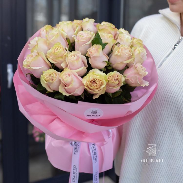 25 роз "Pink Mondial"