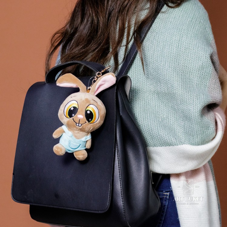 Брелок зайка большие глаза