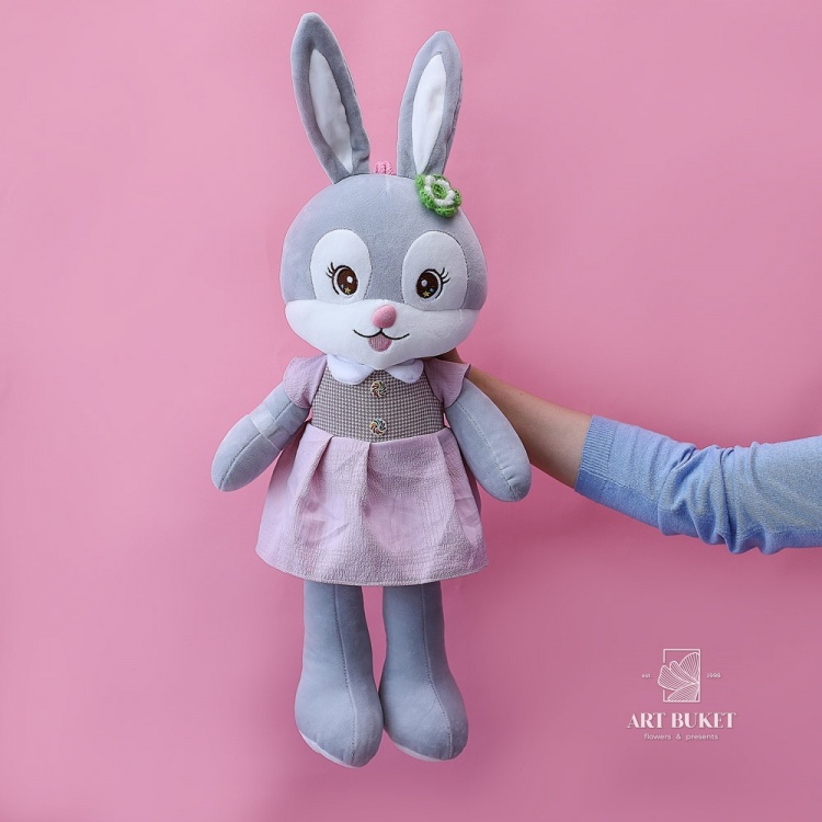 Зайка серый в платье