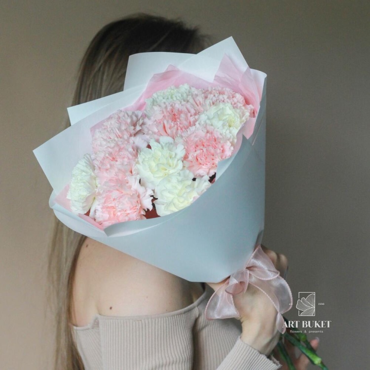 Букет бело-розовых диантусов