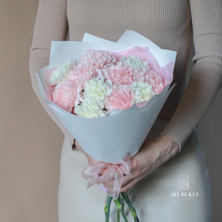 Букет бело-розовых диантусов