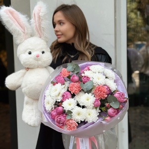 Подарочный сет «Заяц и цветы»