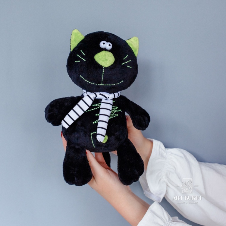 Кот Батон с шарфом чёрный мини