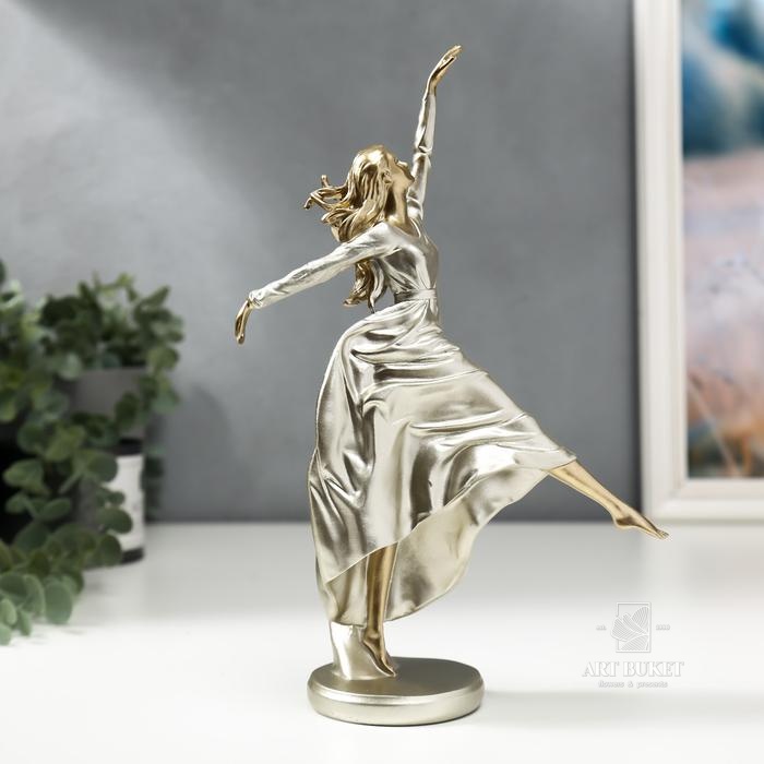 Сувенир полистоун "Девушка - Бегущая по ветру" 26х7х17 см   
