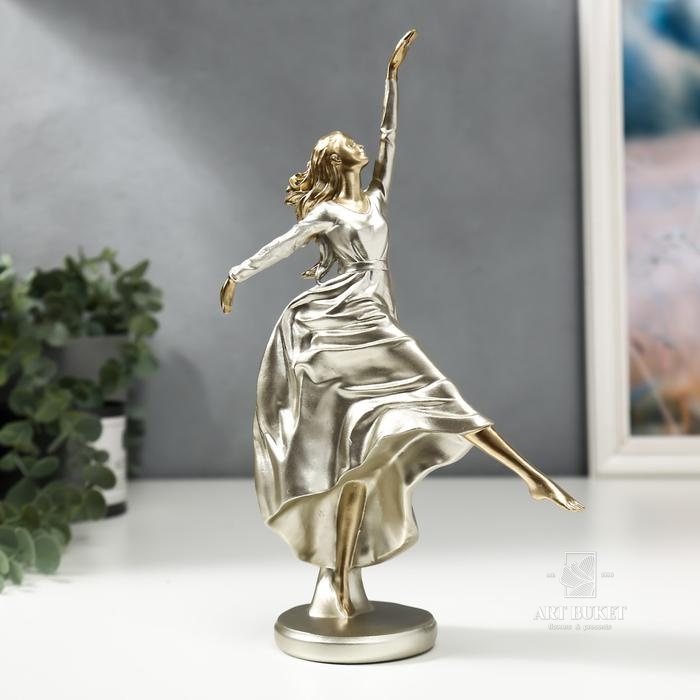 Сувенир полистоун "Девушка - Бегущая по ветру" 26х7х17 см   