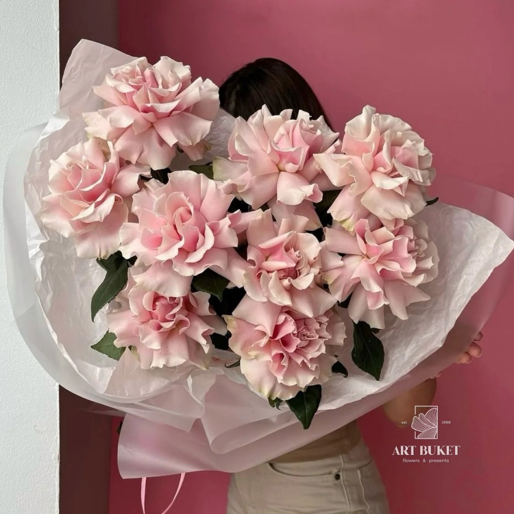 9 французских роз Pink Mondial