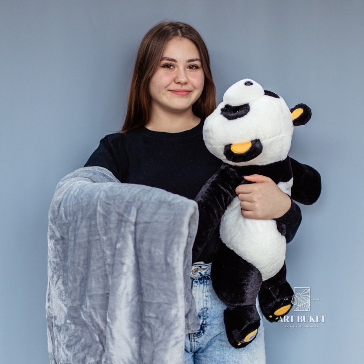 Панда с пледом 70 см