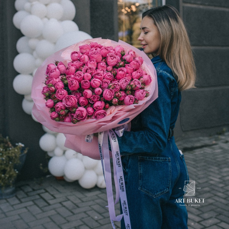 21 пионовидная кустовая роза "Misty Bubbles"