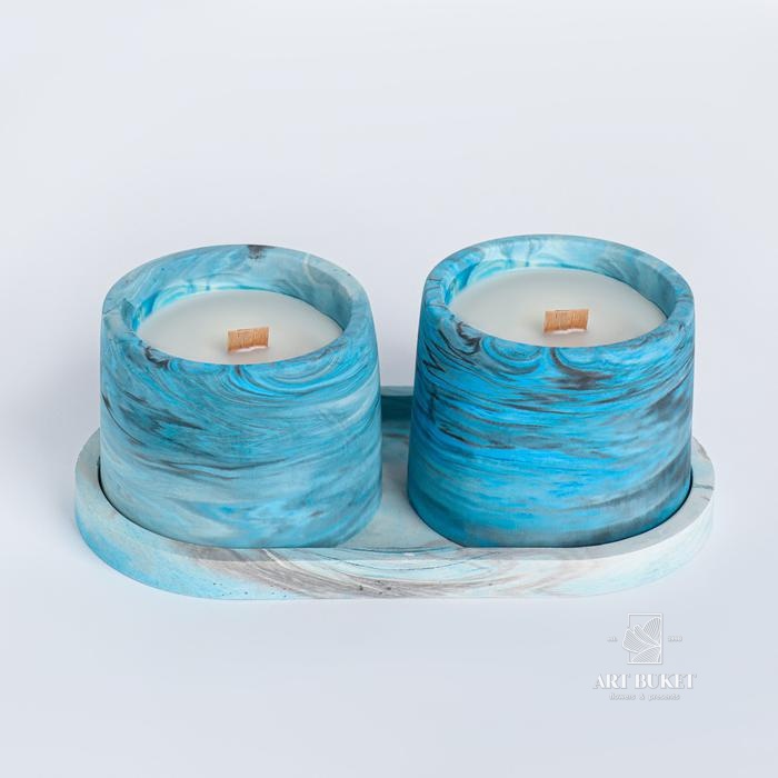 Свеча в бетоне на подставке "Лофт", соевый воск, деревянный фитиль, бело-синяя 