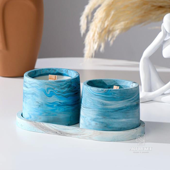 Свеча в бетоне на подставке "Лофт", соевый воск, деревянный фитиль, бело-синяя 