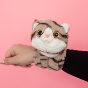 Кошка браслет серый 18 см 