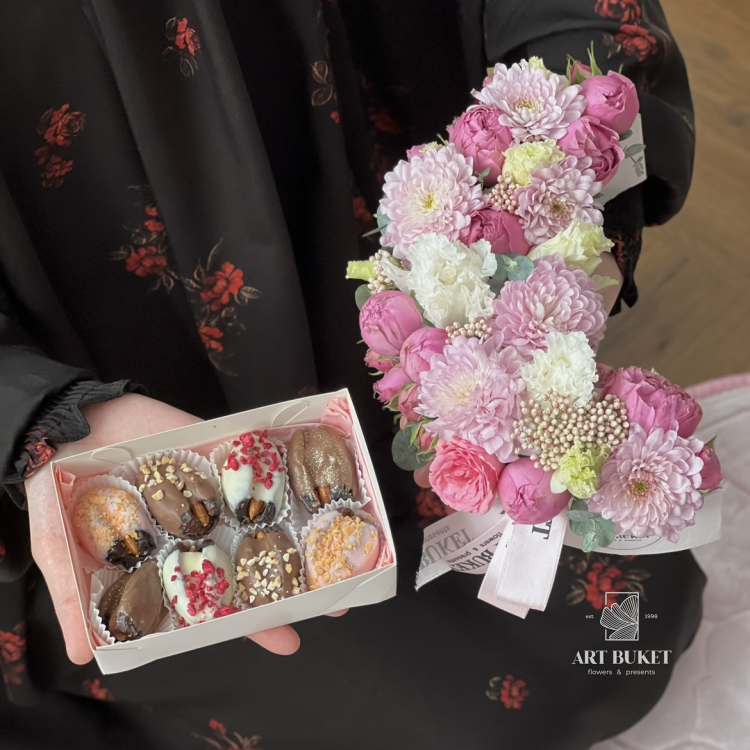 Подарочный сет #48: композиция и финики в шоколаде