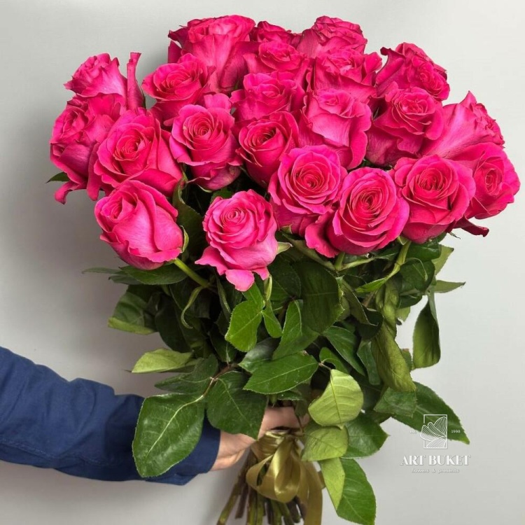 25 голландских роз