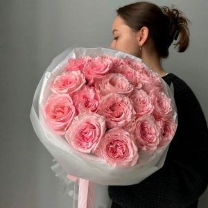 15 пионовидных роз "Пинк охара"