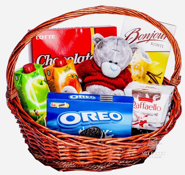 Подарочная корзина "Праздничная"