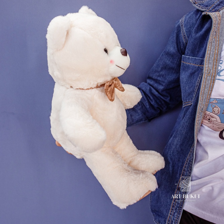 Медведь с сердцами на груди 45 см белый